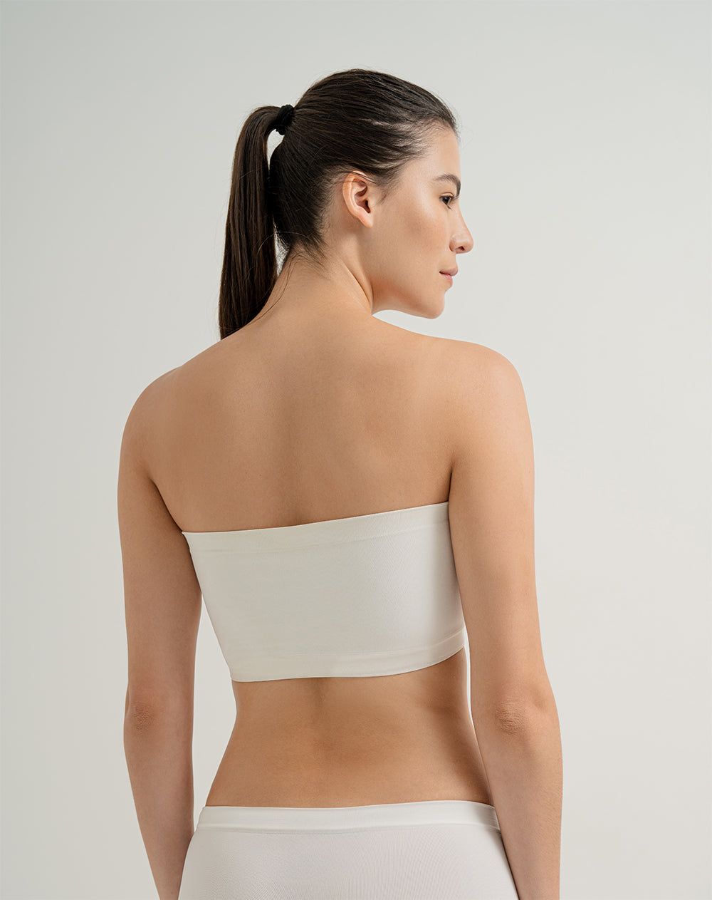 Top soporte bajo strapless sin costura blanco