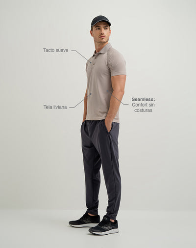 Polo slim fit en tela seamless sin costuras cafe