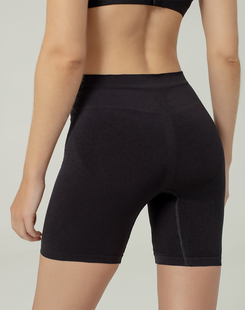 Panty ciclista seamless control medio y pocas costuras negro