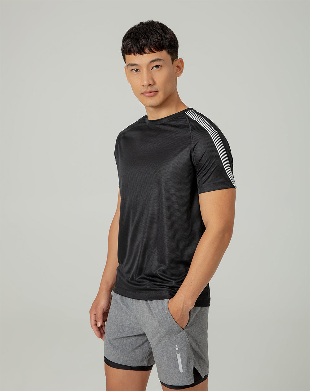 Camiseta fetre regular fit manga corta negra