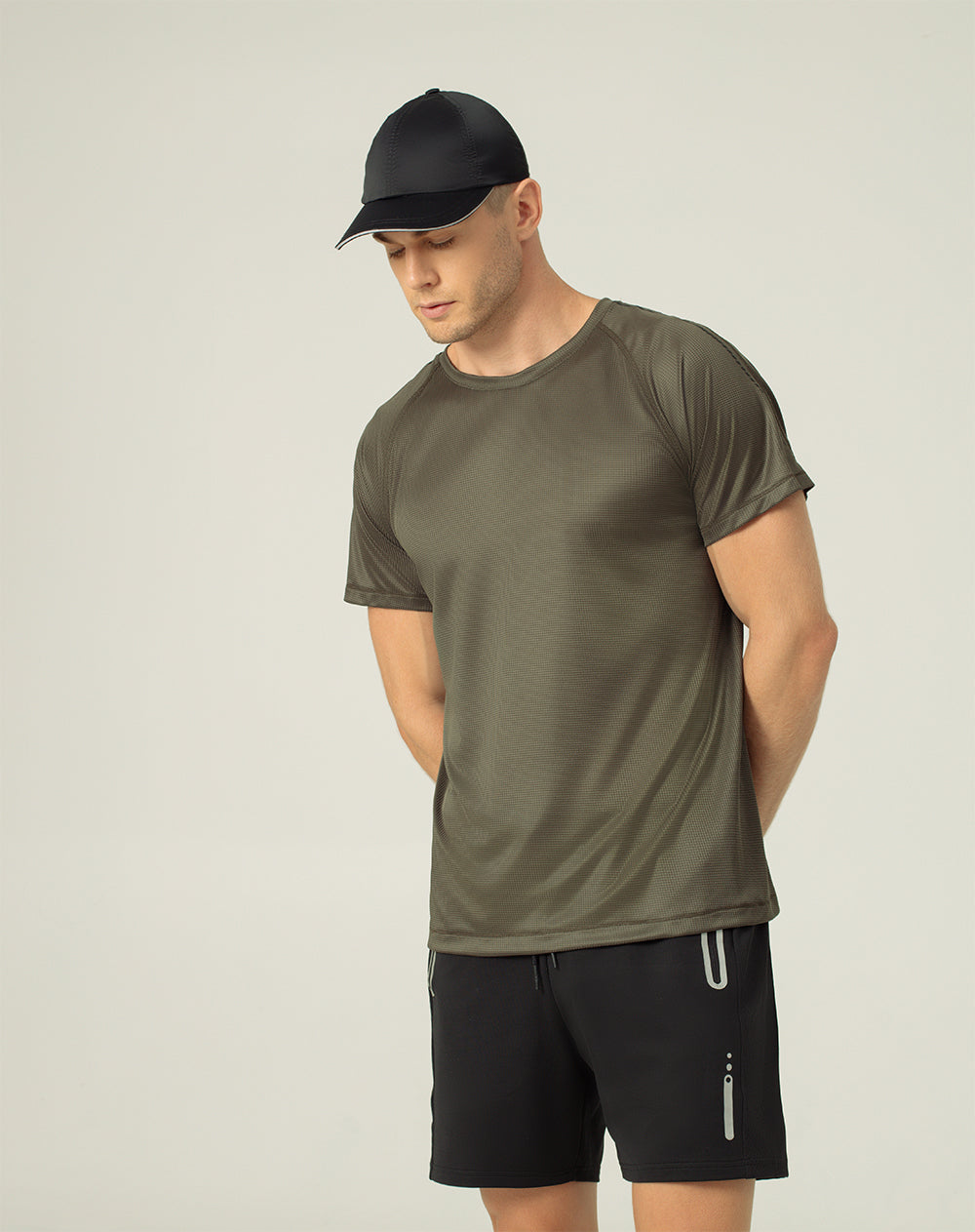 Camiseta fetre regular fit manga corta verde militar