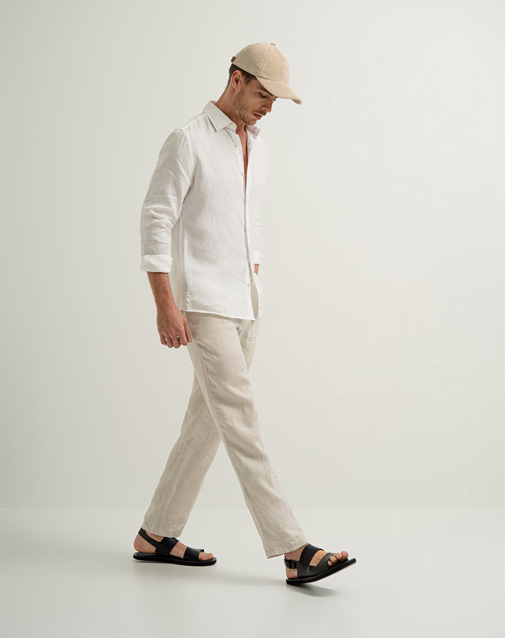 Pantalon punto blanco sale