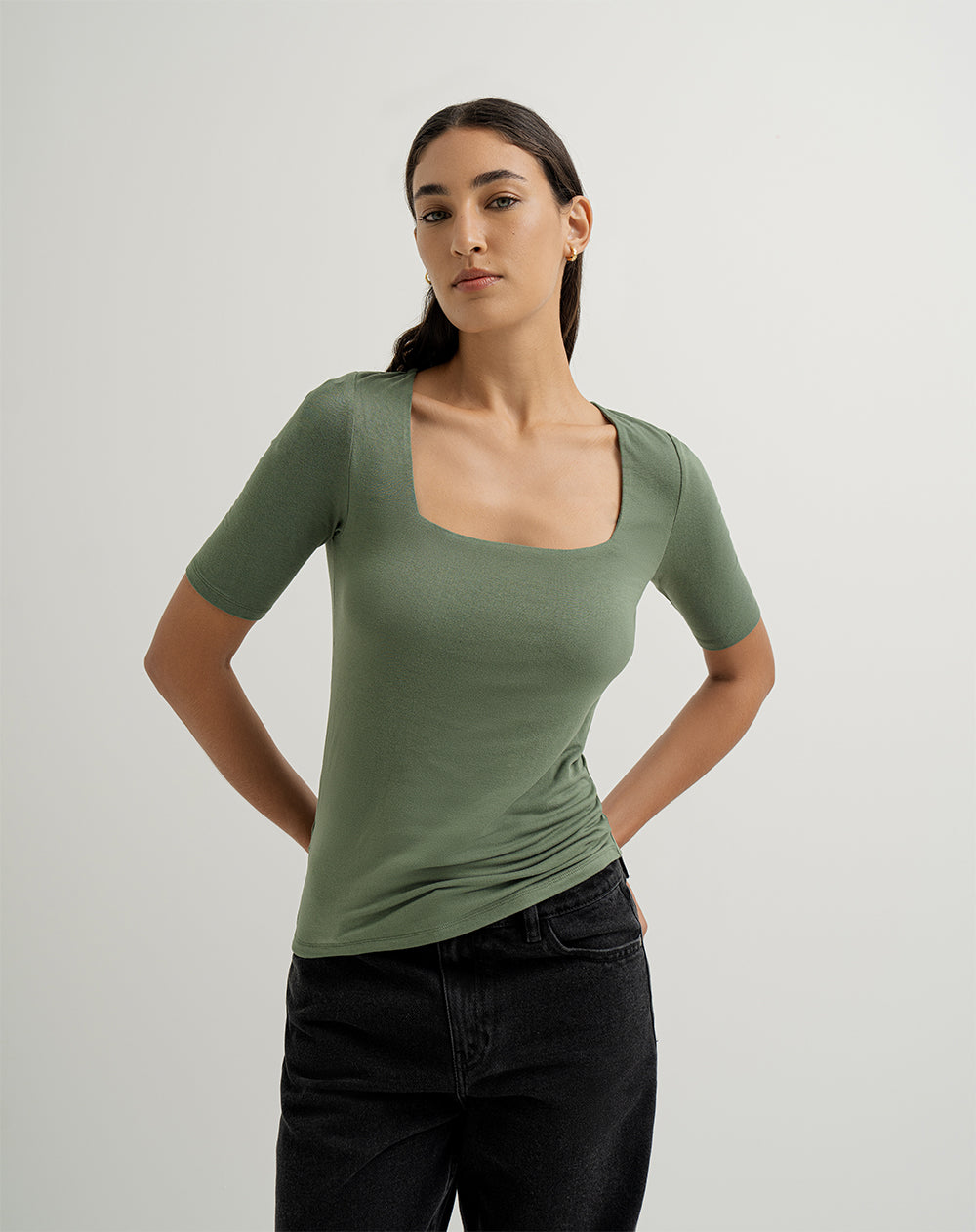 Camiseta slim fit manga corta verde