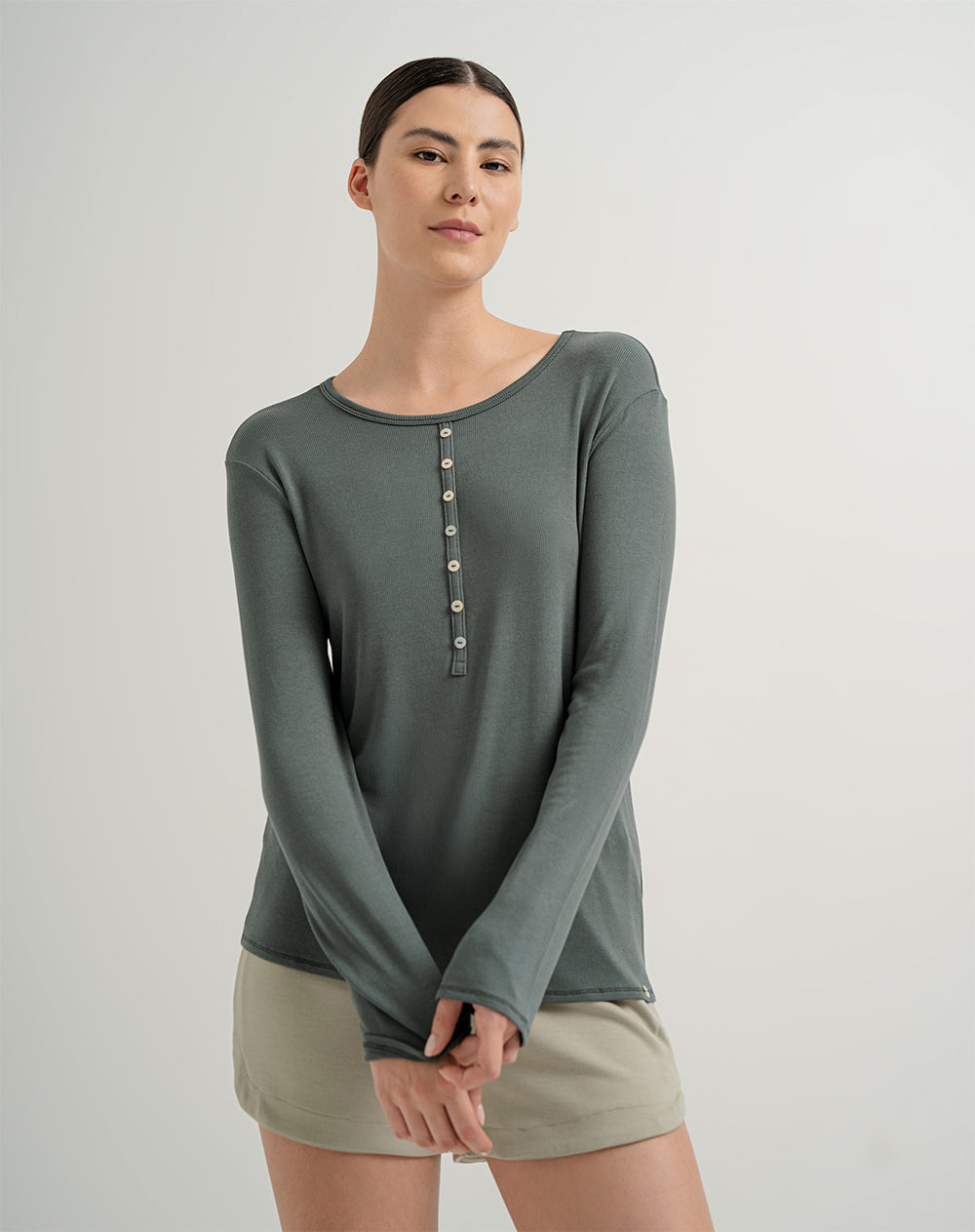 Camiseta relaxed fit manga larga verde