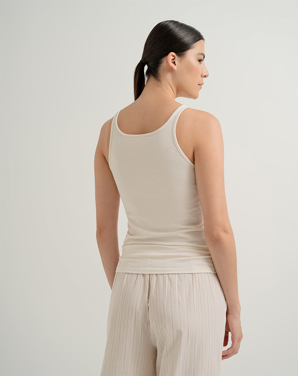 Camiseta relaxed fit avena