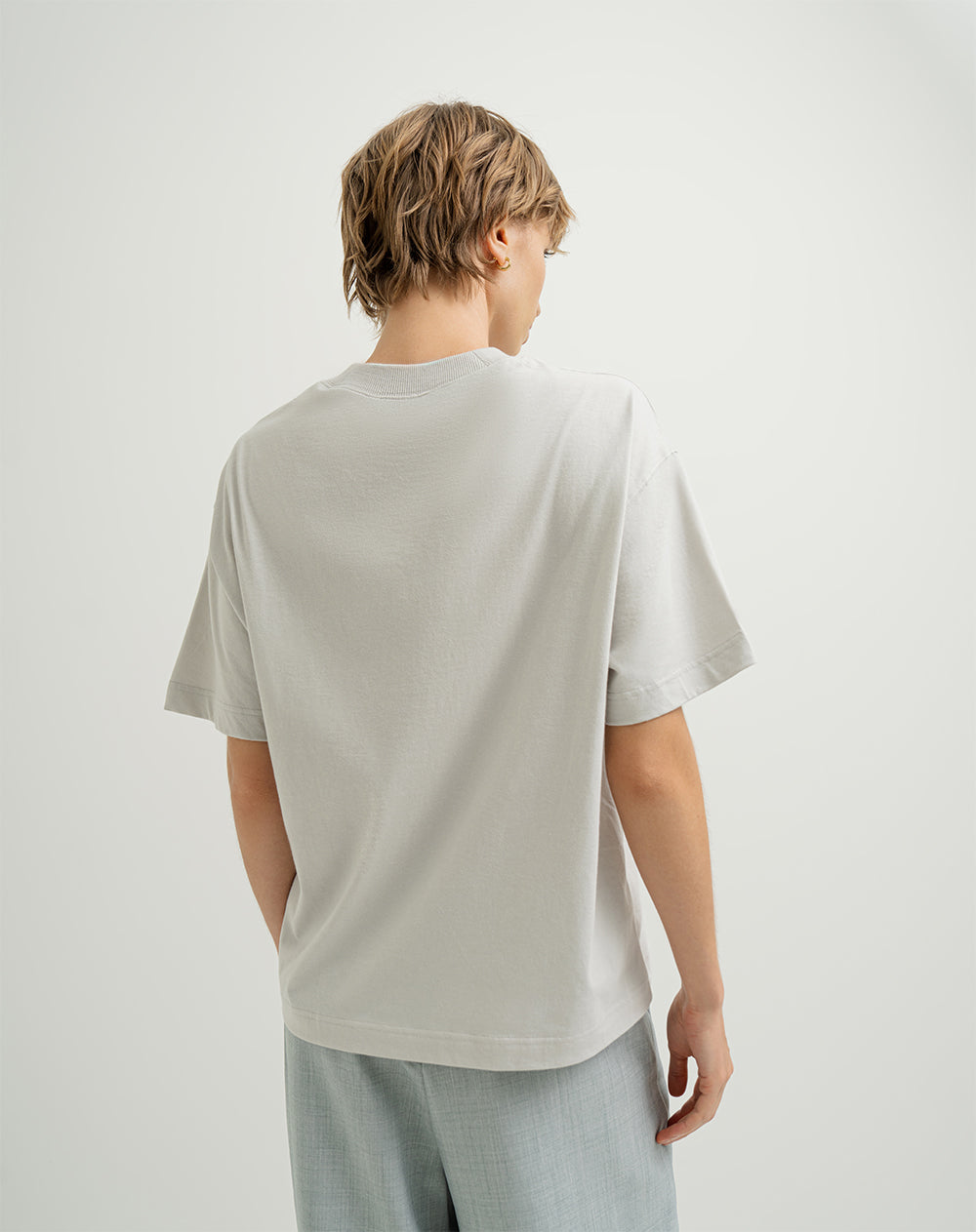 Camiseta  new triestina oversized fit manga corta gris claro