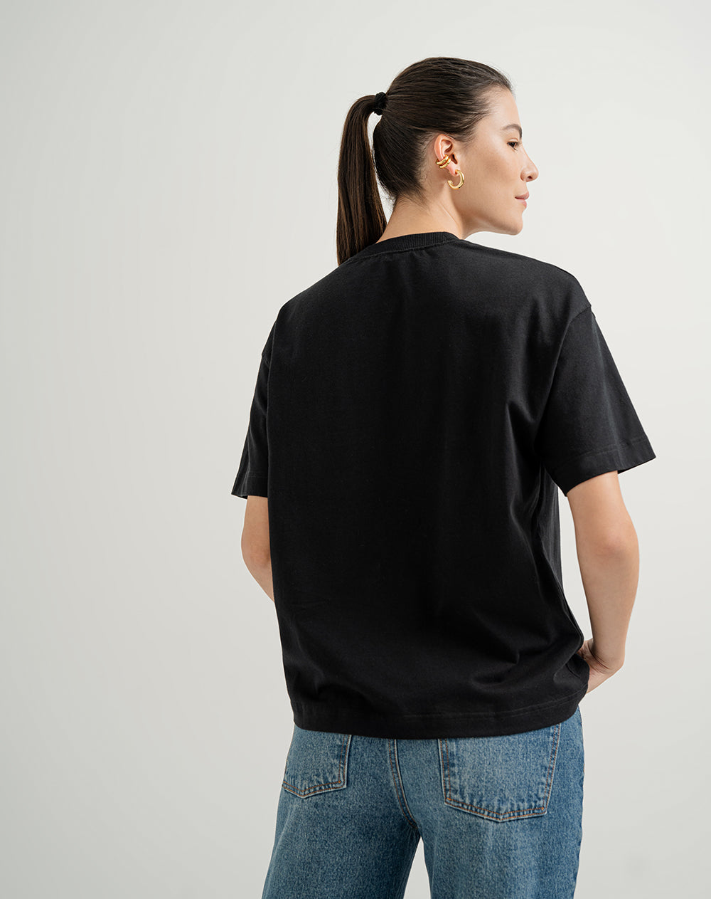 Camiseta oversized fit manga corta negra