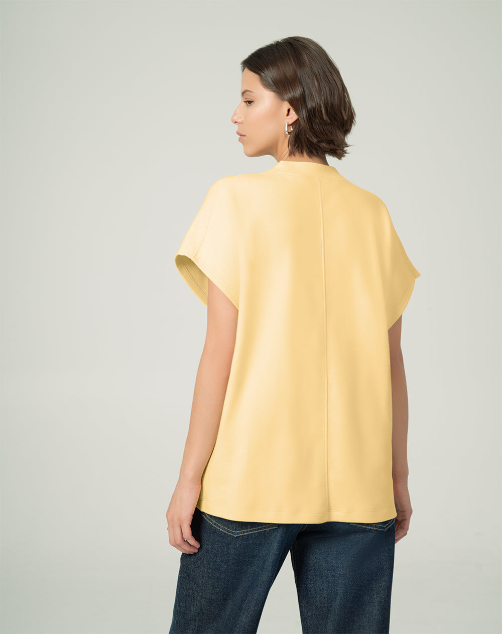 Camiseta new turi  oversized fit manga corta amarilla