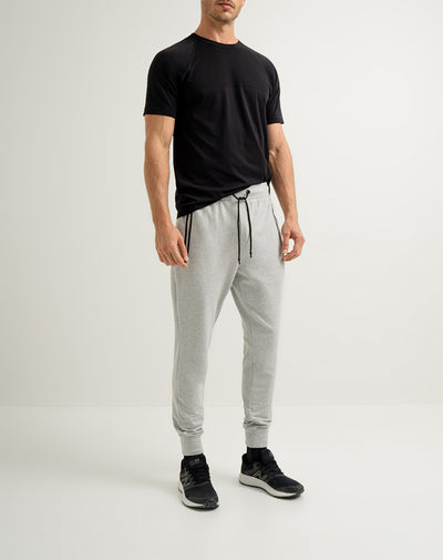 Jogger regular fit tiro medio gris jaspe