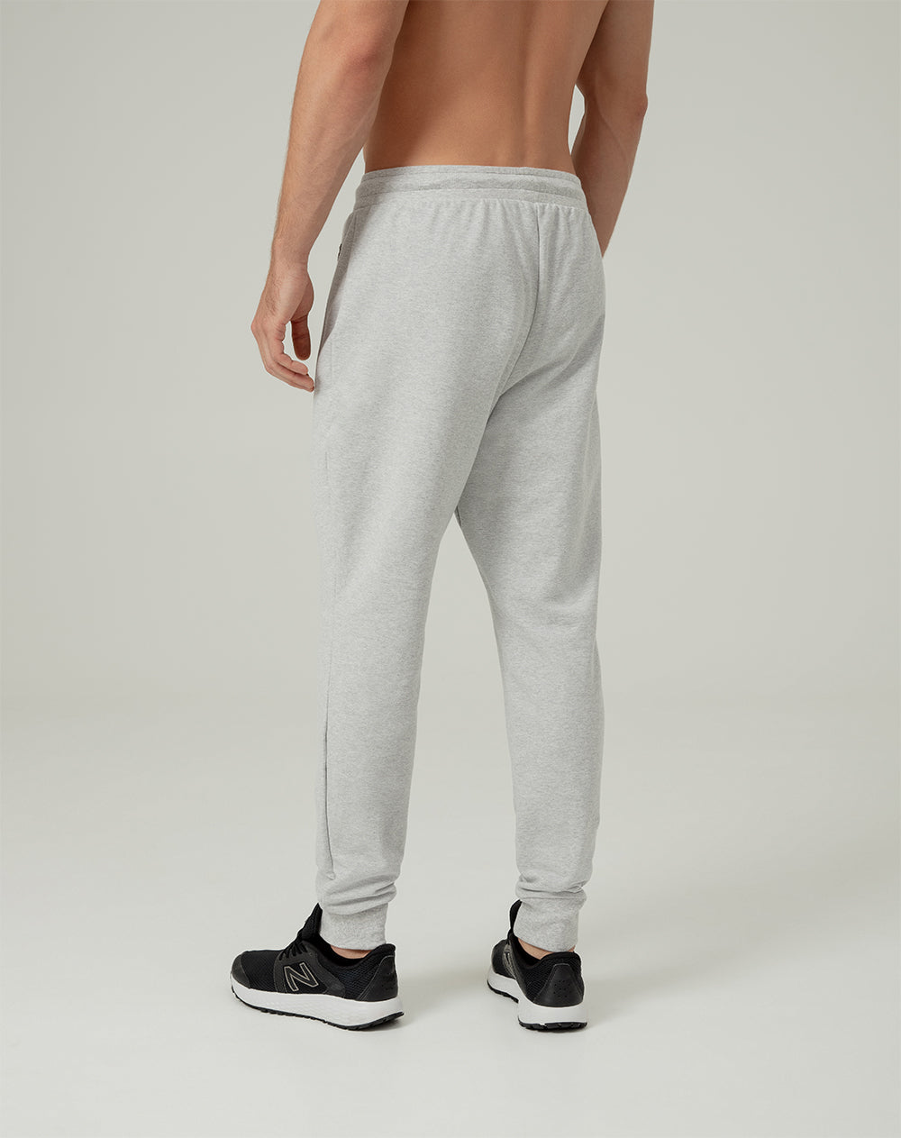 Jogger regular fit tiro medio gris jaspe