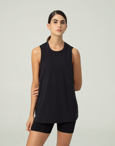 Camiseta regular fit negra