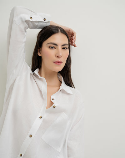 Camisa oversized fit manga larga blanca