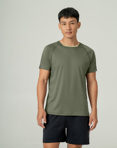 Camiseta regular fit manga corta verde militar