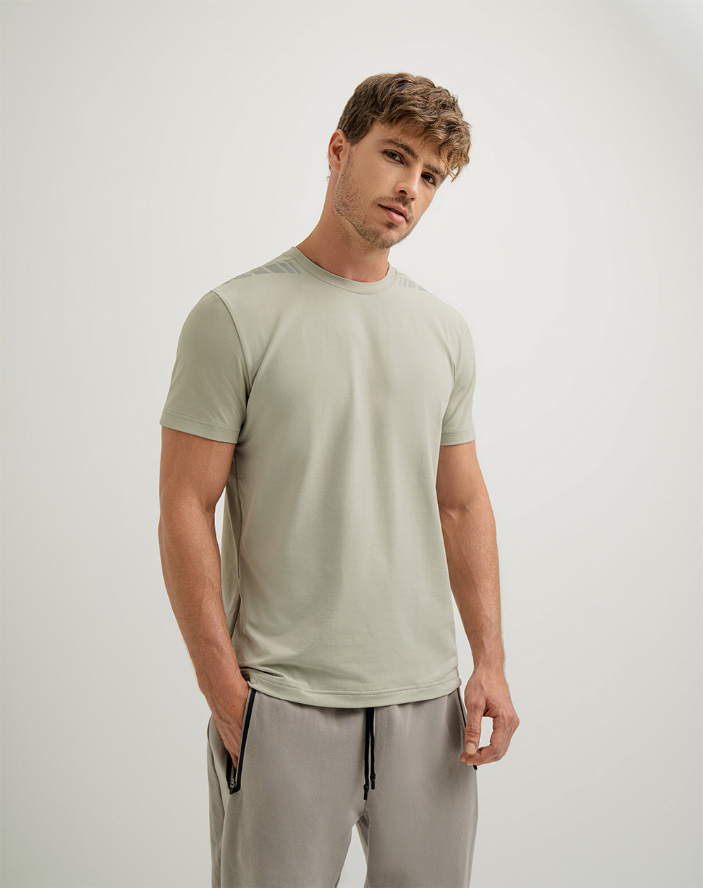 Camiseta regular fit manga corta verde