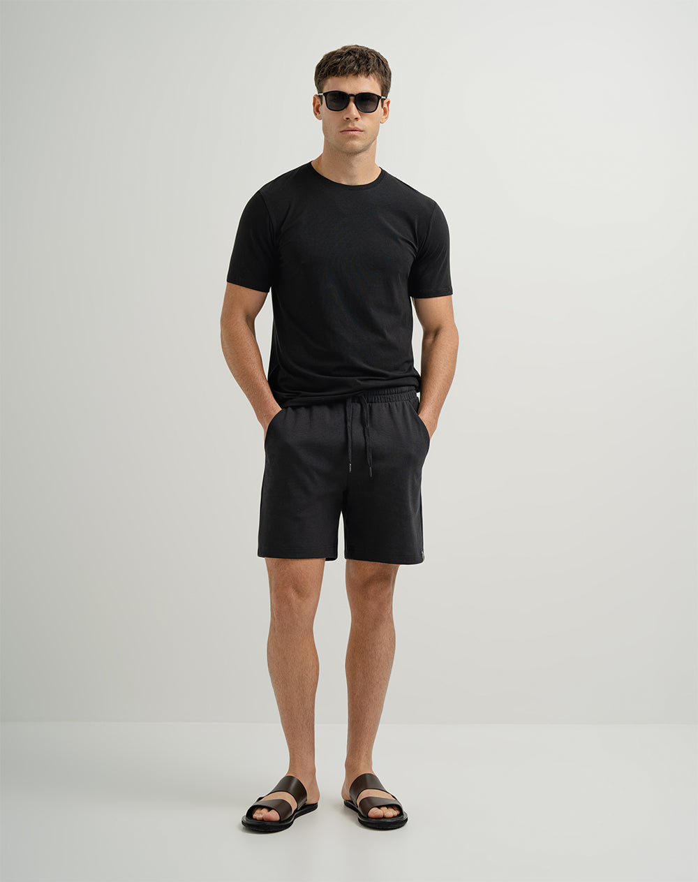 Bermuda regular fit negra