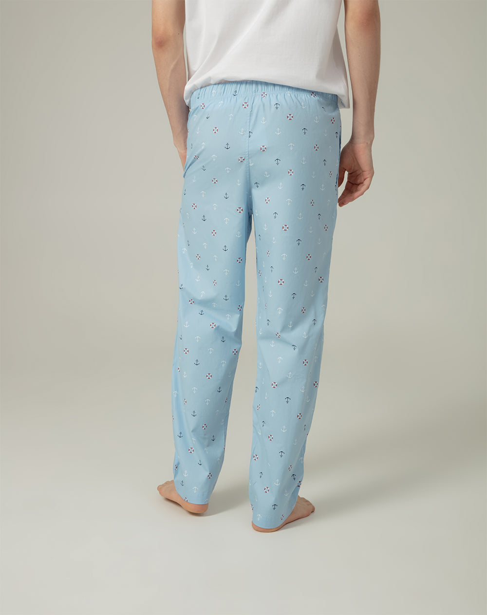 Pantalón regular fit tiro medio azul estampado